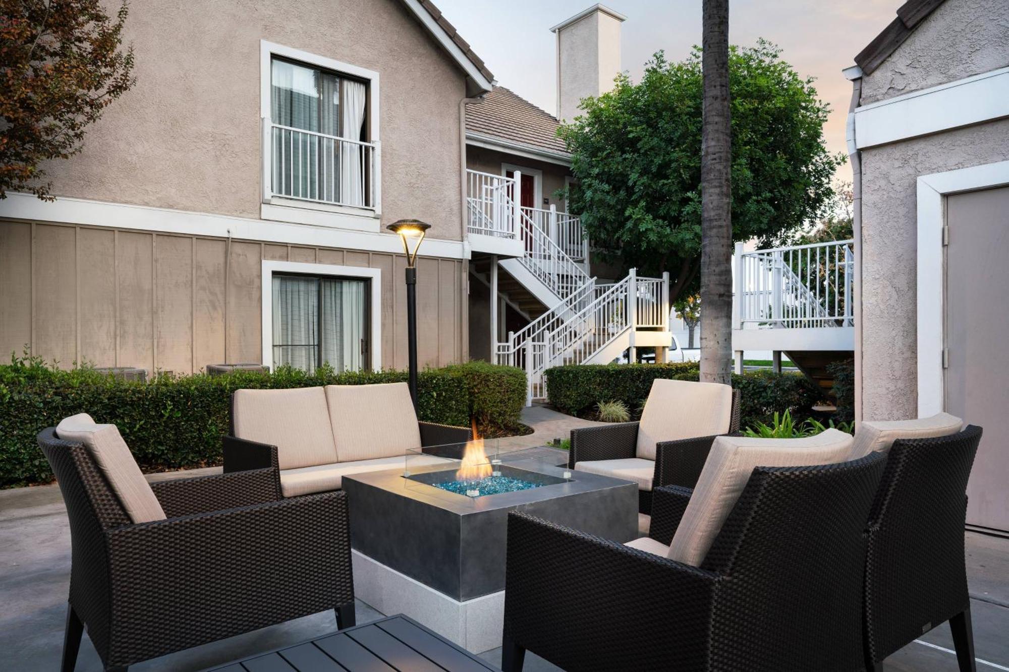 Residence Inn Anaheim Placentia/Fullerton Zewnętrze zdjęcie